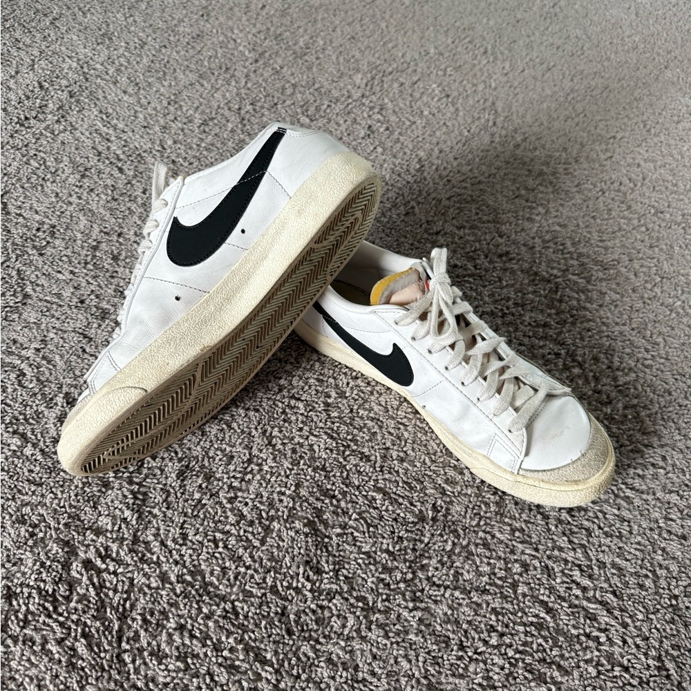 Nike low top blazers